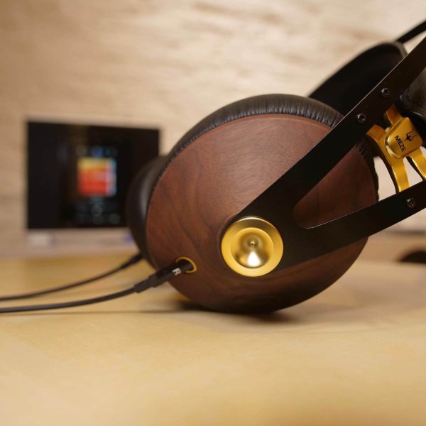 Накладные наушники