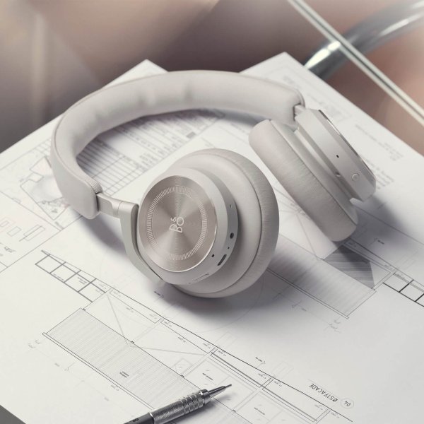 Bang & Olufsen Beoplay HX