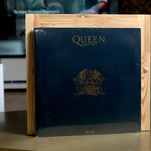 Queen - Greatest Hits II